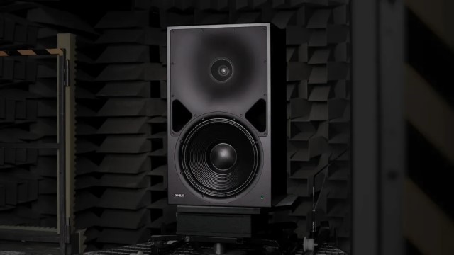 Genelec 8380A 監(jiān)聽音箱